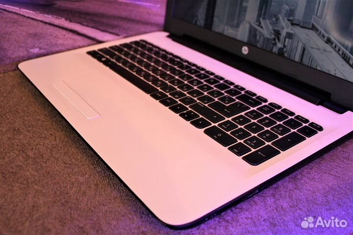 Красивый ноутбук Hp для работы и дома