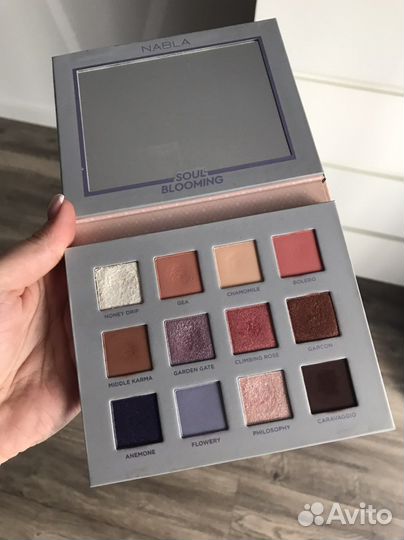 Палетка теней Nabla Soul Blooming