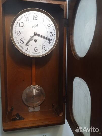 Старинные часы очз. СССР