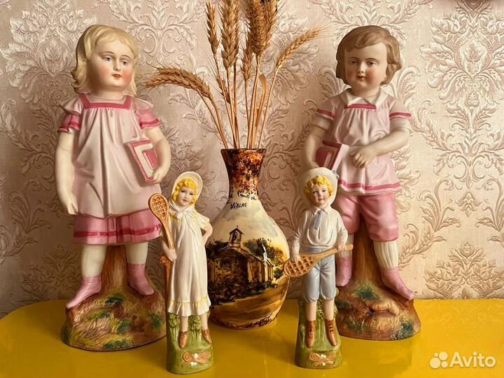 Фарфоровые парные статуэтки (Germany)