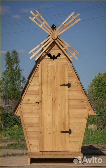 Уличный туалет деревянный Ю789