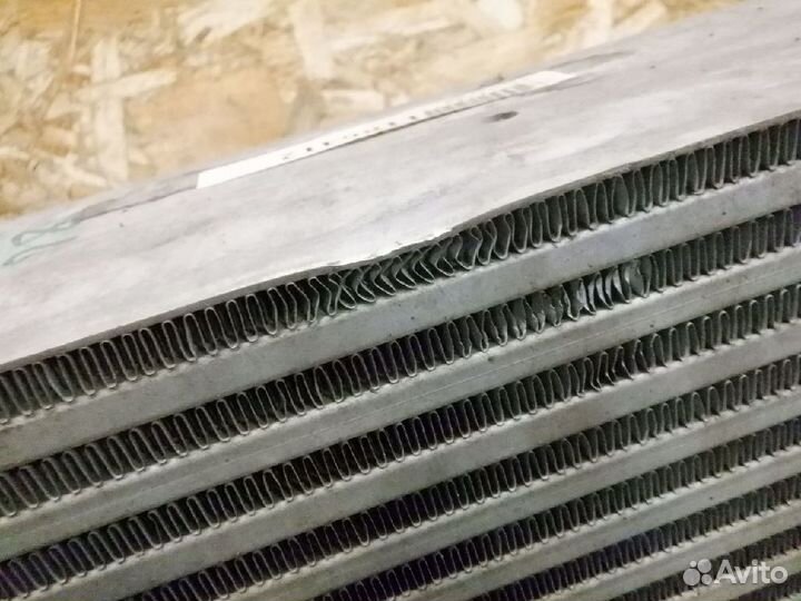 1186412 BMW X3 радиатор интеркулера 2019