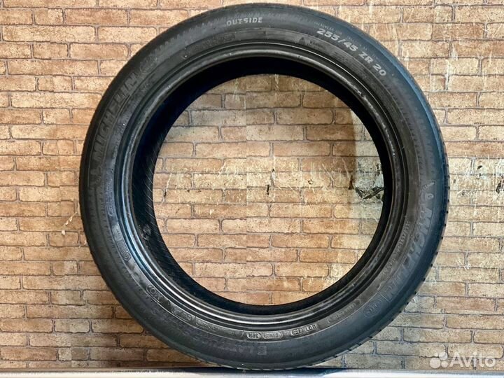 Michelin Latitude Sport 3 255/45 R20