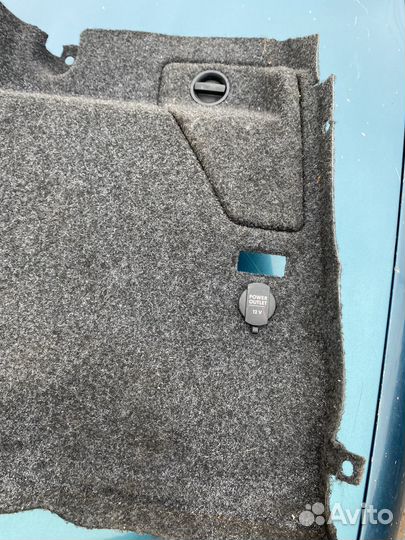 Обшивка багажника golf 4