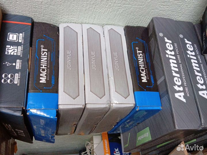 Связка мать + 8 ядер/16 потоков + 8/16/32 гб