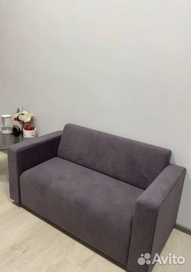 Диван в прихожую