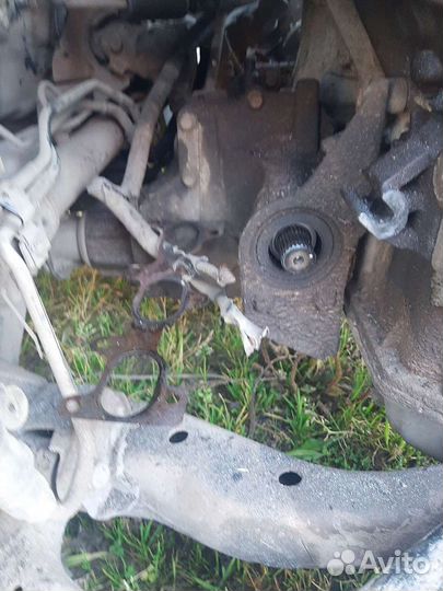 Раздатка Hyundai Tucson 1 2.7 AT