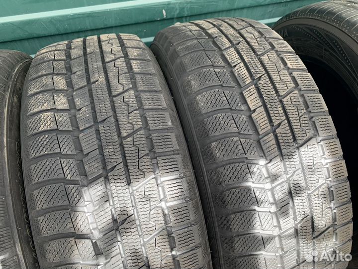 Toyo Tranpath MP4 215/60 R17