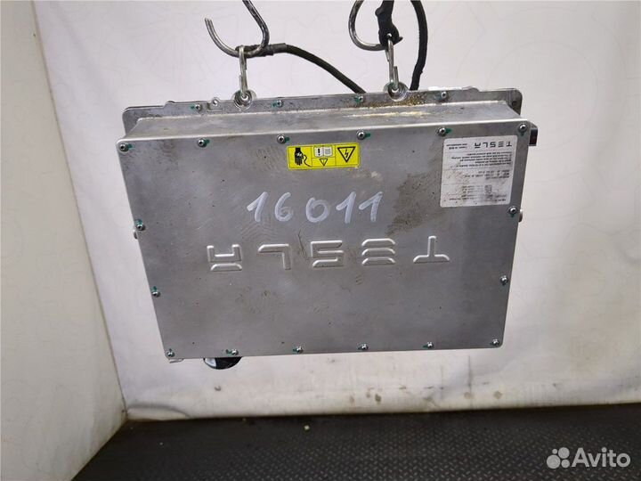 Блок чарджера Tesla Model S, 2013