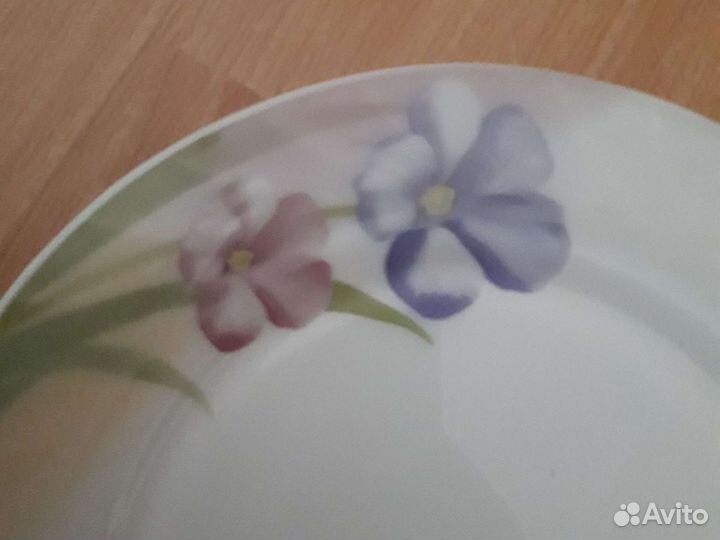 Тарелки плоские большие 22.7 см