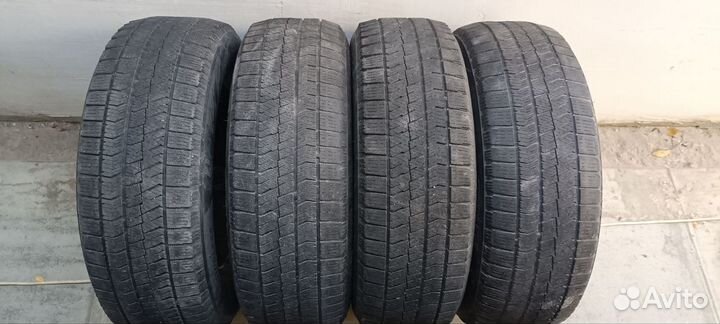 Bridgestone Blizzak Ice 195/65 R15