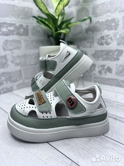 Сандалии детские