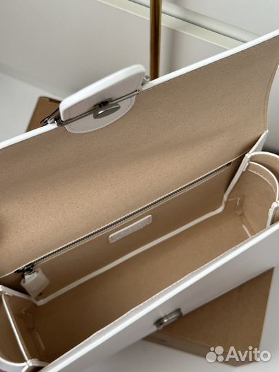 Скмка Pinko Love Bag белая