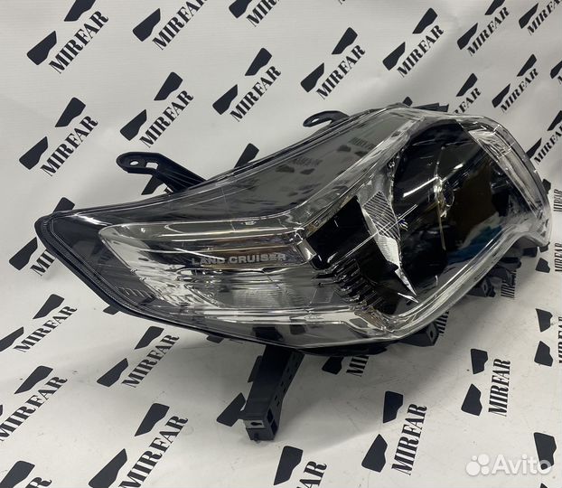 Фара правая Toyota Land Cruiser Prado 150 2013-201