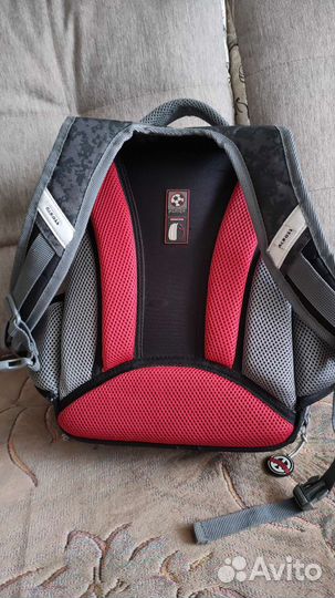 Школьный рюкзак