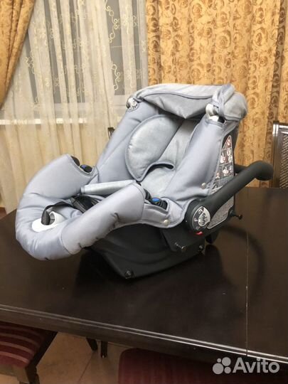 Детское автокресло от 0 до 12 мес