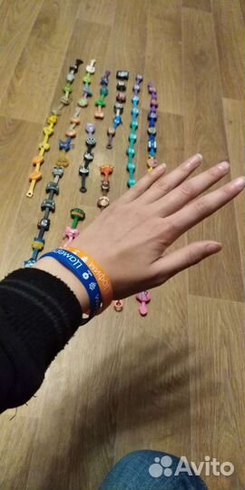 Скрепыши 76 штук. (не выцветшие и не растянутые)