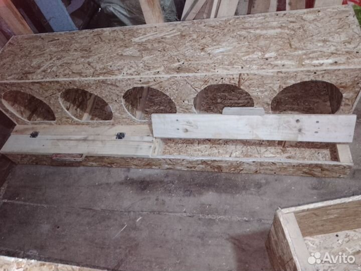 Гнезда для кур с яйцесборником