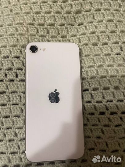 iPhone SE (2020), 64 ГБ