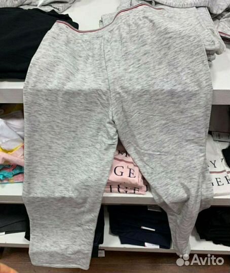 Tommy Hilfiger костюм женский.Оригинал.Из США