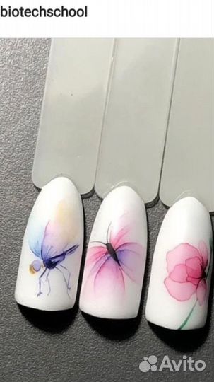 Краска для акварели на ногтях