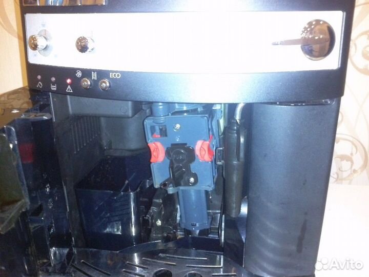 Кофемашина Delonghi