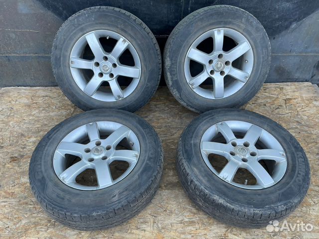 Колеса Лето Nissan R16/215/65 Kumho 5X114.3X66.1