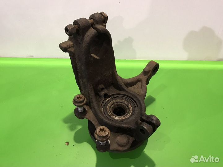 Кулак поворотный правый Citroen c3