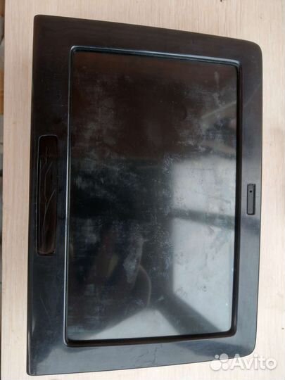 Дисплей volvo в подголовник