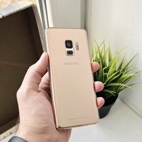 Samsung Galaxy S9, 4/64 ГБ