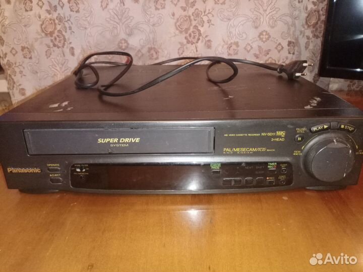 Видиомагнитофон panasonic