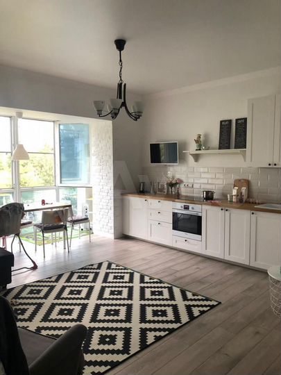 1-к. квартира, 60 м², 1/4 эт.
