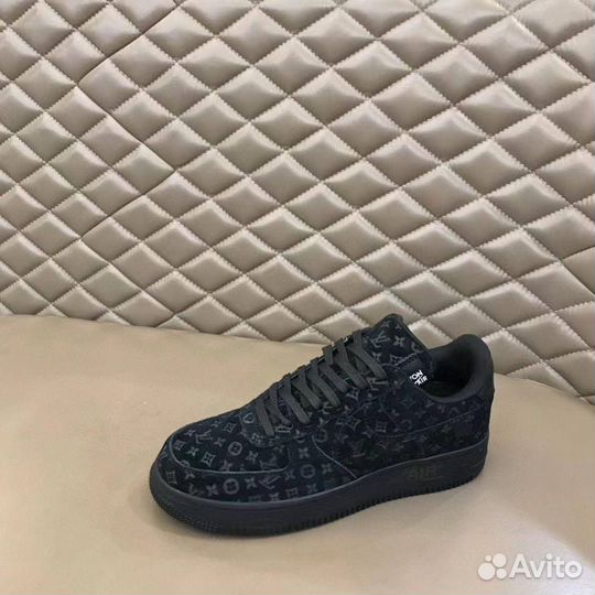 Кроссовки Louis Vuitton x Nike Air Force 1 для активных