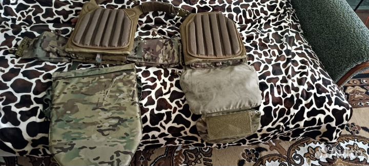 Бронижелет с плитами,полностью в сборе