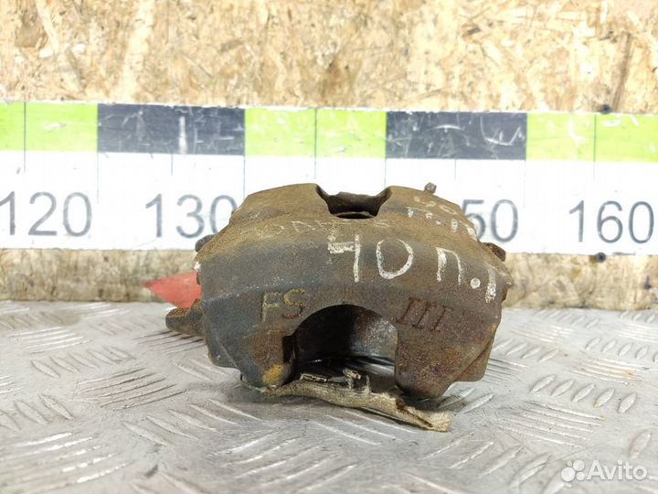 Суппорт передний левый Volkswagen Golf 6