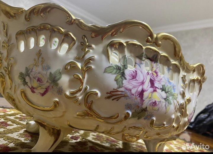 Антикварная тарелка