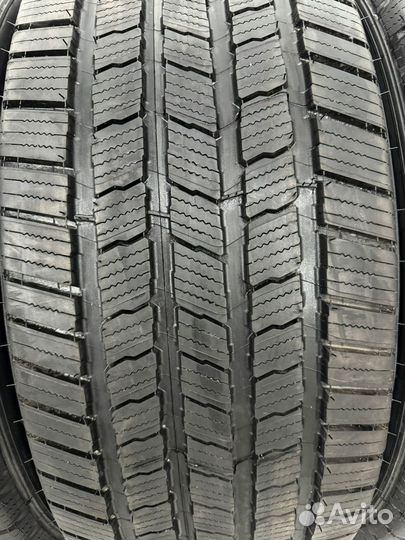 Michelin X LT A/S 275/55 R20 113T