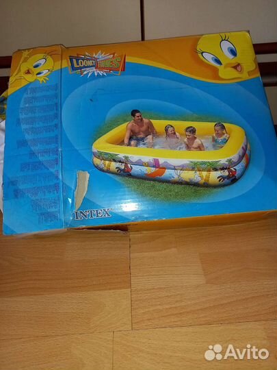 Бассейн для детей б/у размер 262см *175*56см бу