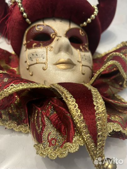 Маска карнавальная