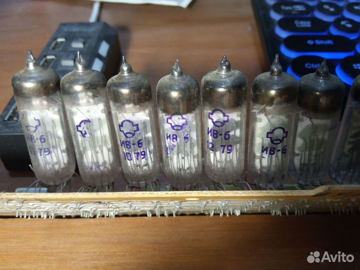 Индикаторы ив-6 на плате для ретро часов