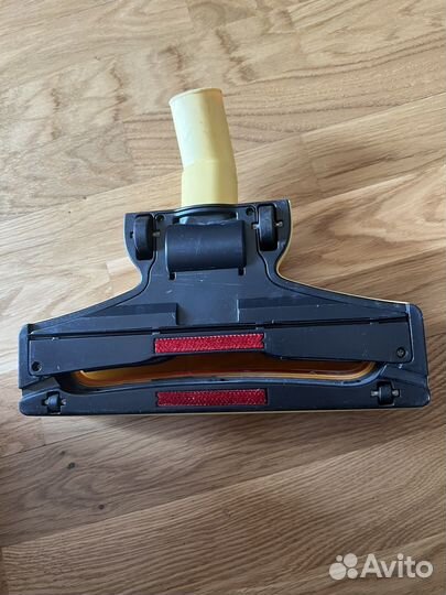 Щетка для пылесоса Elenberg