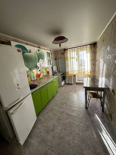 3-к. квартира, 60 м², 2/5 эт.