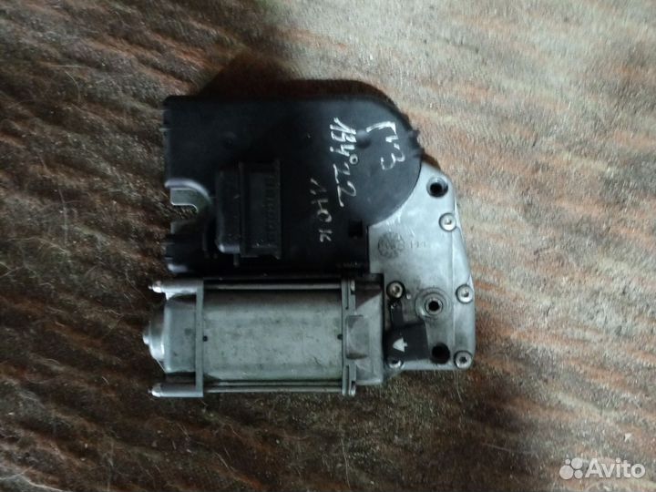 Моторчик люка golf 3