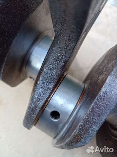 Коленвал Монтеро 3 мотор 3.5 бензин
