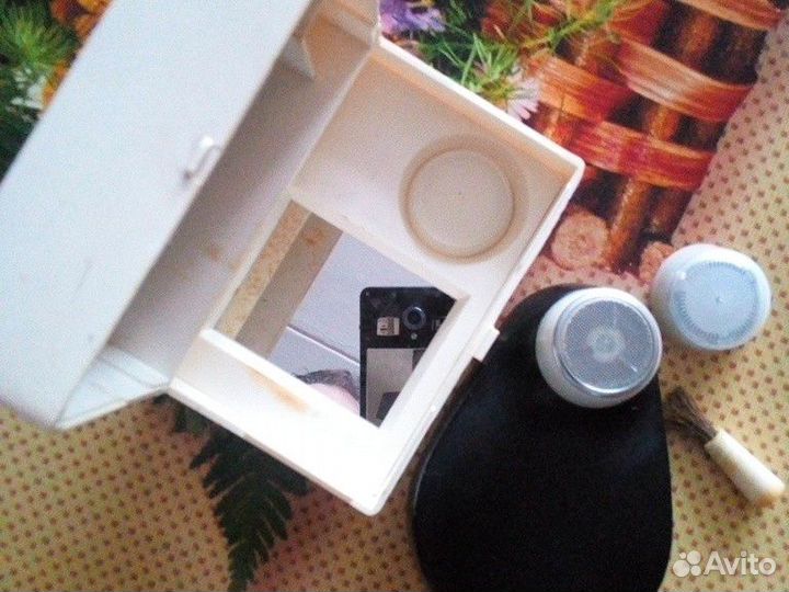 Бритвы и спутник обмен