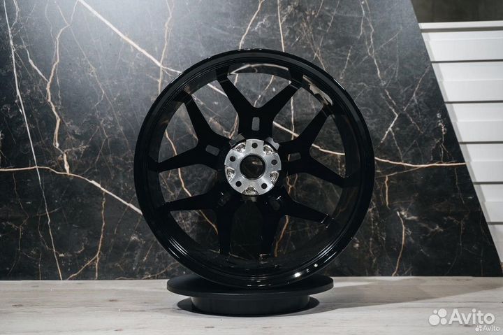 Кованные диски R21 Mercedes-Benz C-Class AMG