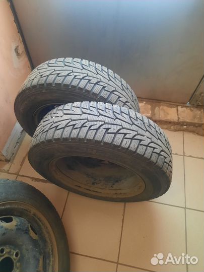 Hankook Winter I'Pike RS W419 175/65 R14