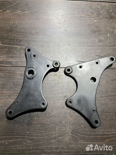 Кронштейны крепления для Kawasaki ER6n 12-16