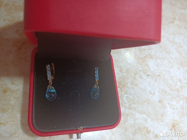 Золотые серьги