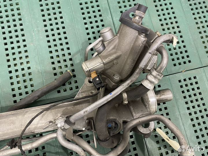 Рулевая реика полный привод на BMW F10 F01 F06 F07
